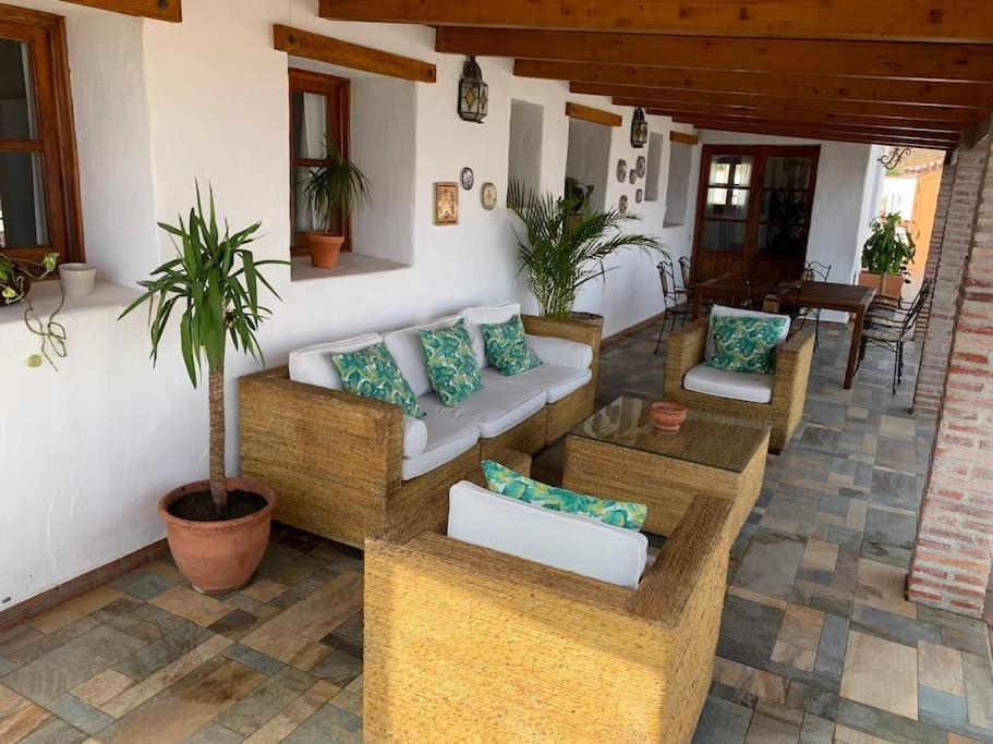 Villa Calabasas Альмуньєкар Екстер'єр фото